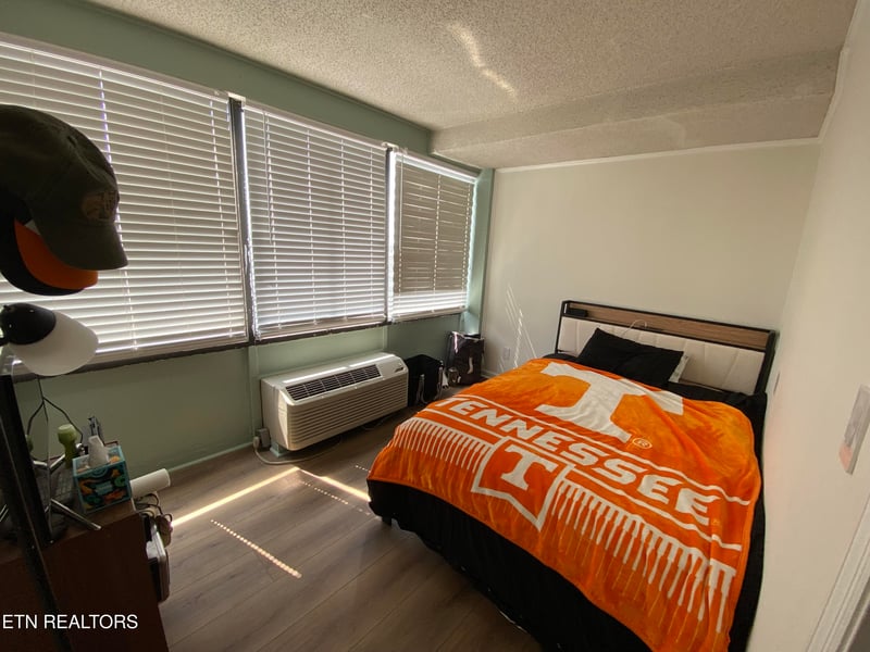 1700 Clinch Ave #503, Knoxville, TN 37916