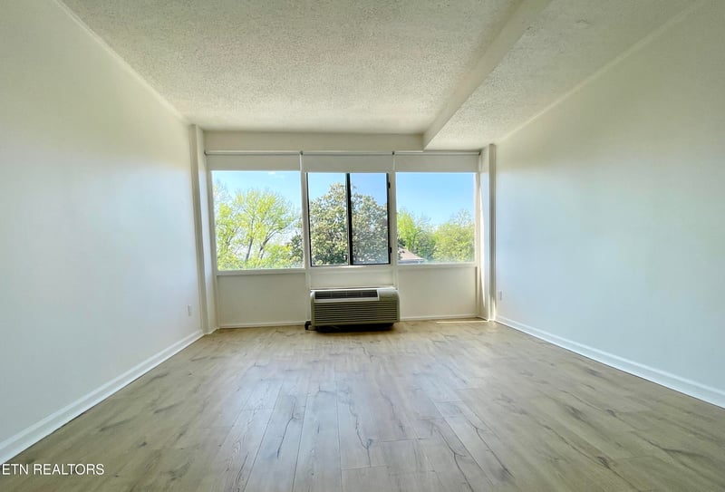 1700 Clinch Ave #510, Knoxville, TN 37916