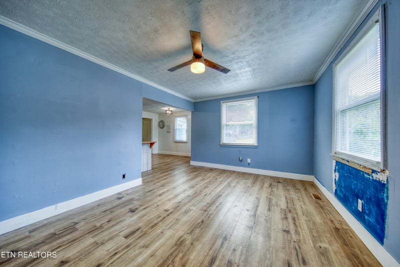 1700 Iroquois St, Knoxville, TN 37915