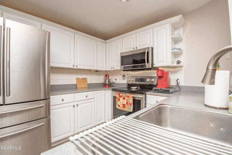 1701 Francis Rd #C, Knoxville, TN 37909