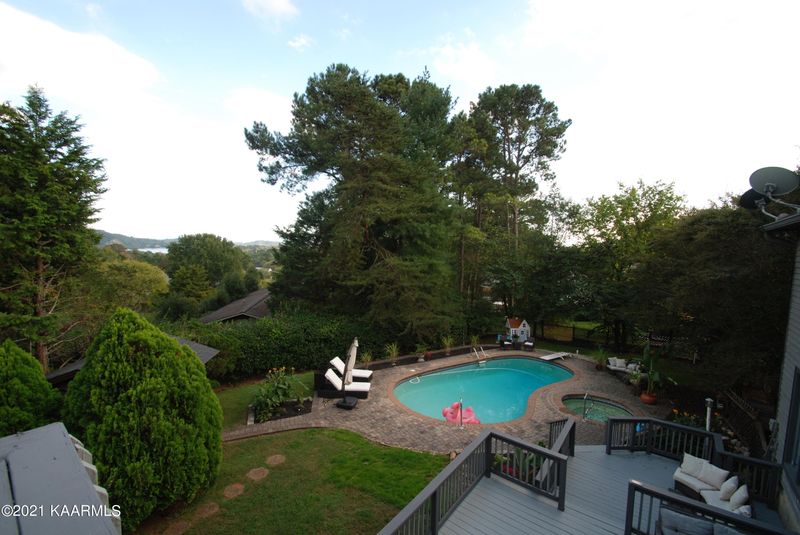 1701 Waterview Tr, Knoxville, TN 37922