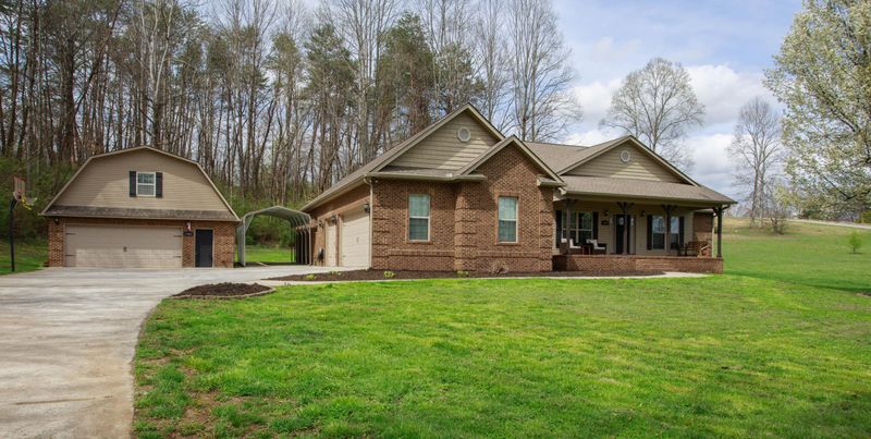 1703 Doc Hannah Rd, Maryville, TN 37803