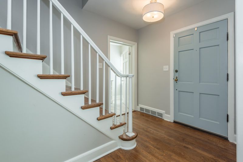 1703 Fairmont Blvd, Knoxville, TN 37917