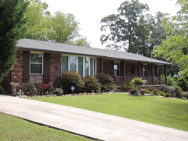 1704 Cliffgate Rd, Knoxville, TN 37909
