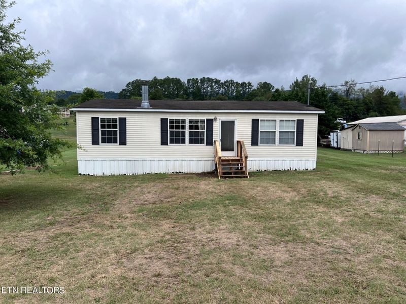 1705 Cherry St, Rutledge, TN 37861