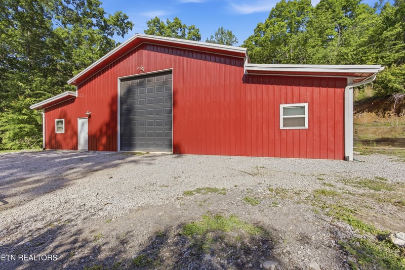 1705 Eagle Furnace Rd, Rockwood, TN 37854