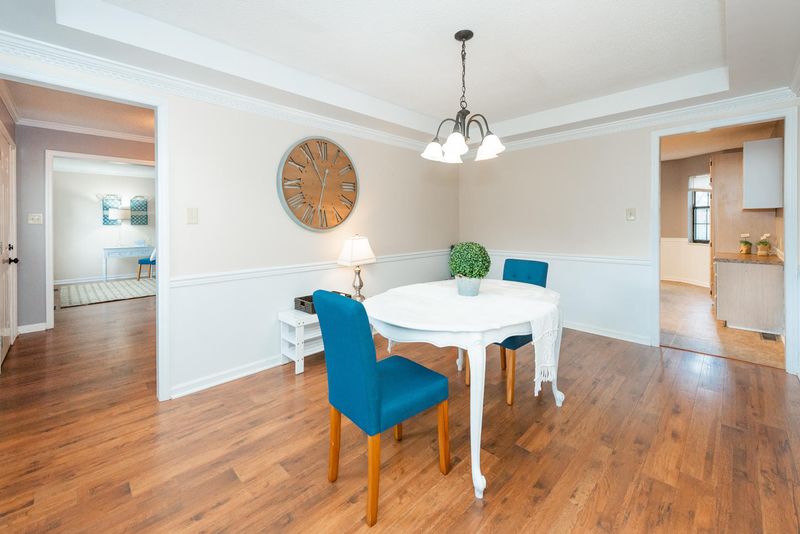 1705 Gray Oaks Ln, Knoxville, TN 37932