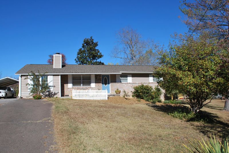 1705 Lavendale Cir, Knoxville, TN 37920
