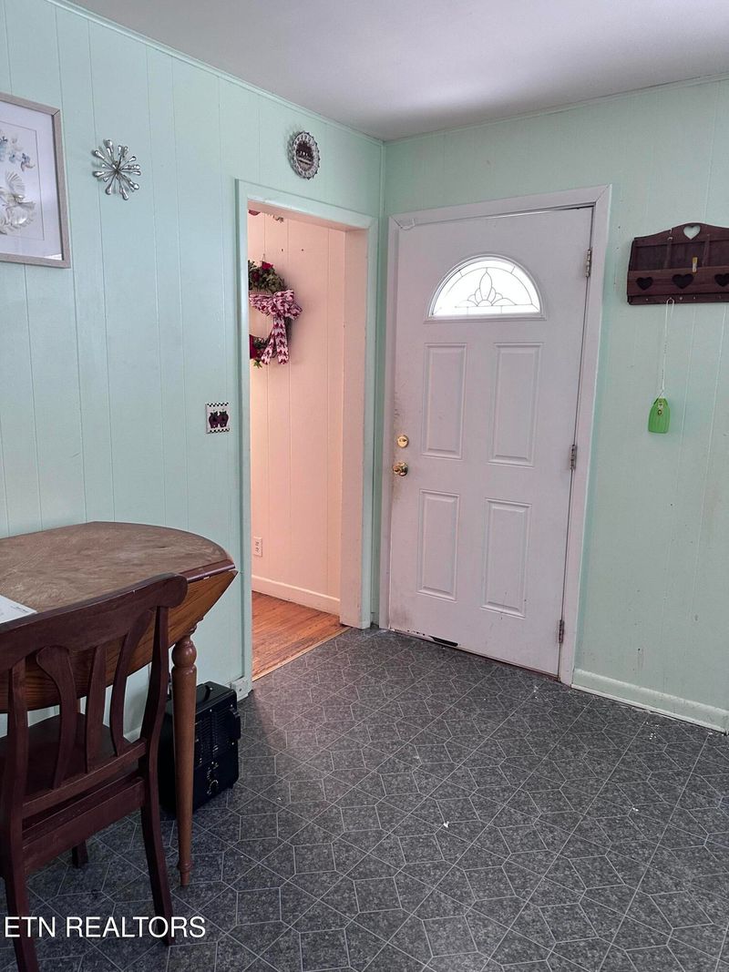 1705 Madison Ave, Maryville, TN 37804
