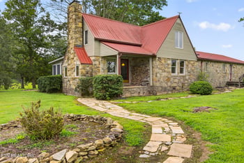 1705 Open Range Rd, Crossville, TN 38555