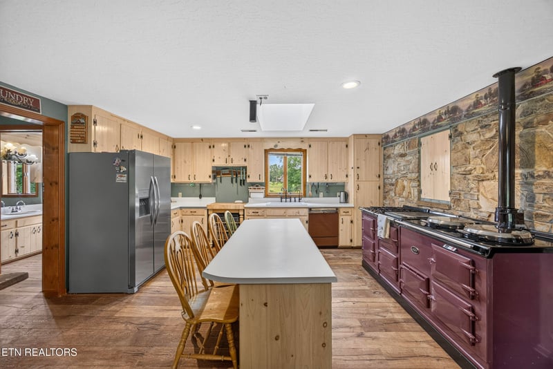1705 Open Range Rd, Crossville, TN 38555