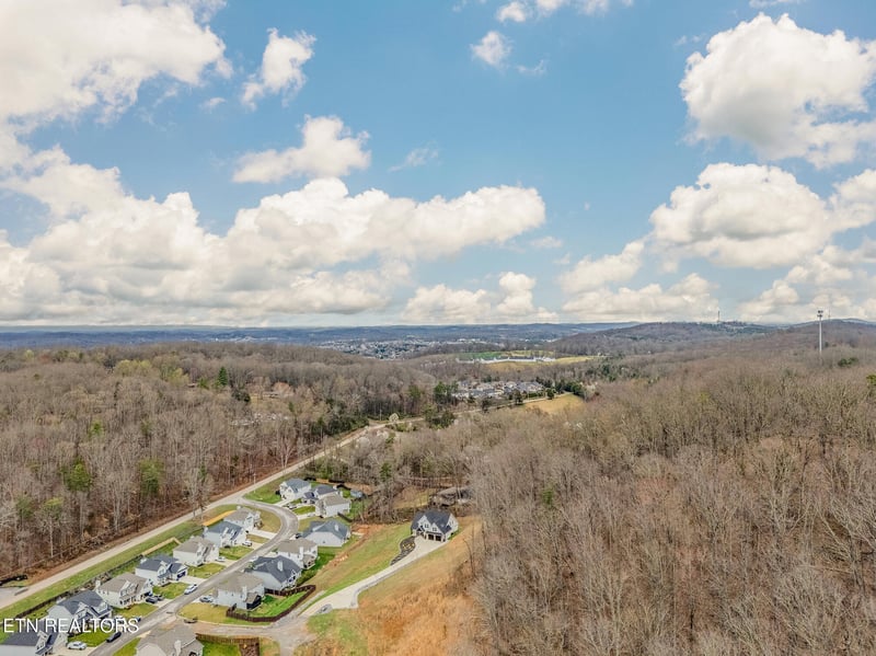 1705 Pinespur Way, Knoxville, TN 37932