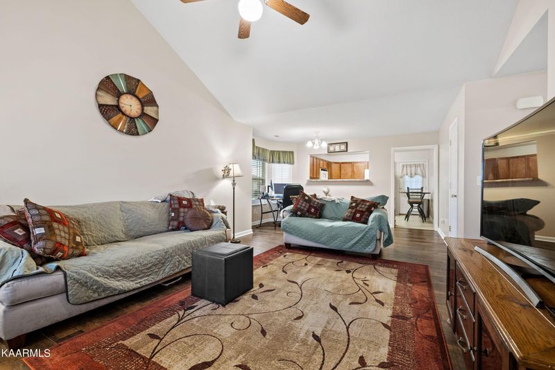 1705 Watauga St, Sevierville, TN 37876