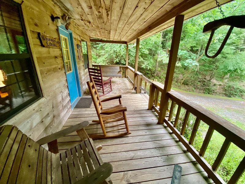 1706 Bear Path Way, Sevierville, TN 37876