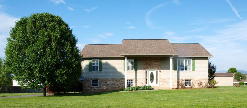1706 Dandelion Ct, Sevierville, TN 37862