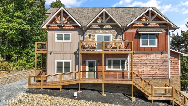 1706 Pinestand Ridge Way, Sevierville, TN 37862