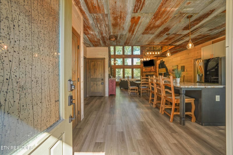 1706 Pinestand Ridge Way, Sevierville, TN 37862