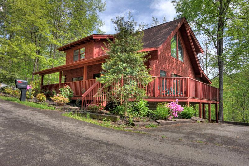 1707 Lake View Cir, Sevierville, TN 37876