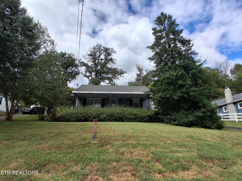 1707 Lenland Ave, Knoxville, TN 37920