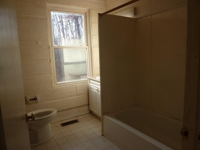 1707 Walnut Hill Ln, Sevierville, TN 37876