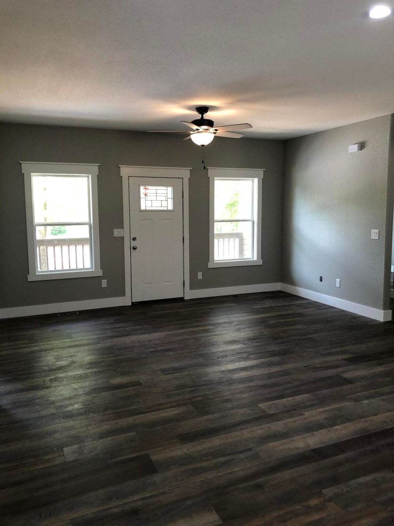 1708 Hogan St, Athens, TN 37303
