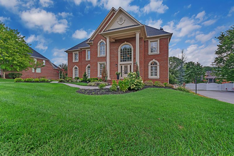 1708 Redgrave Rd, Knoxville, TN 37922
