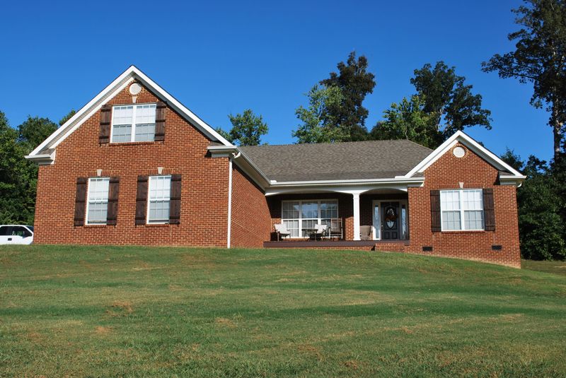 1709 Maplegreen Ln, Knoxville, TN 37922