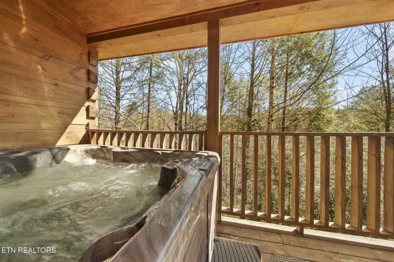 1709 Quail Hollow Way, Sevierville, TN 37876