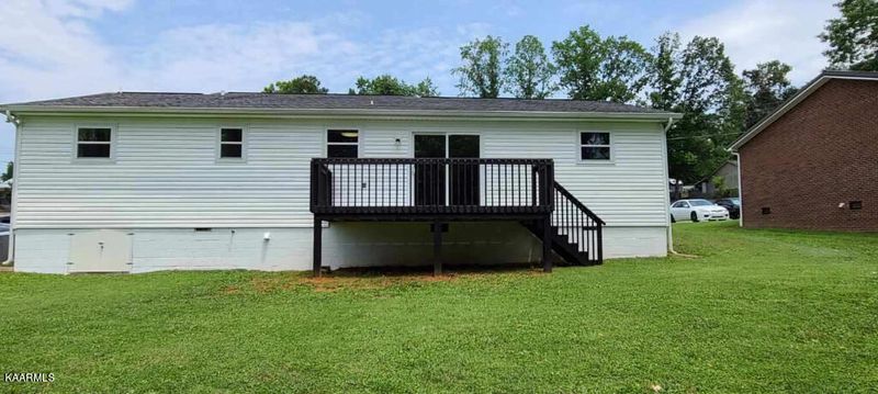 1709 Shields Dr, Morristown, TN 37814