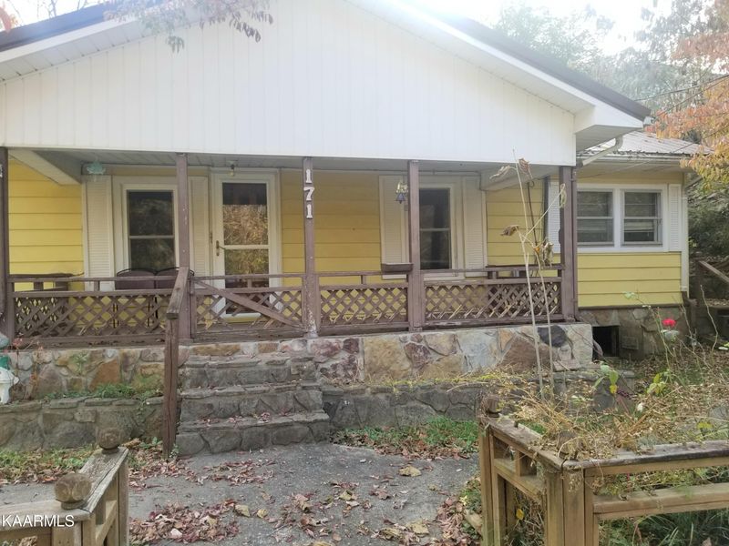 171 Andys Ridge Rd, Rocky Top, TN 37769