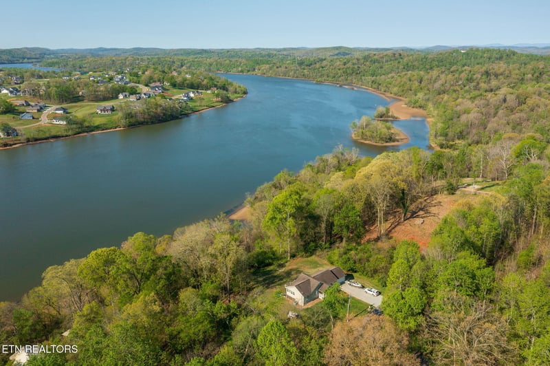 171 Cedar Grove St, Loudon, TN 37774