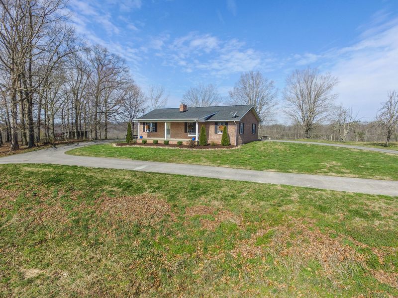 171 Mcgill Branch Ln, Heiskell, TN 37754