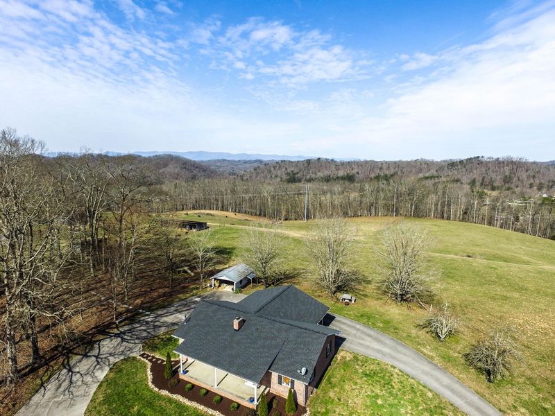 171 Mcgill Branch Ln, Heiskell, TN 37754