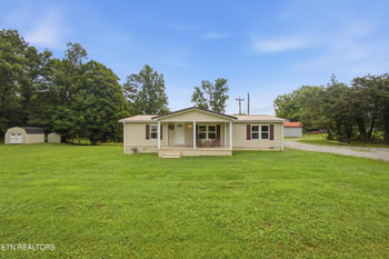 171 T Q Heidel Rd, Wartburg, TN 37887