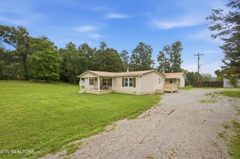 171 T Q Heidel Rd, Wartburg, TN 37887