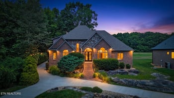 171 Tomlon Rd, Crossville, TN 38555