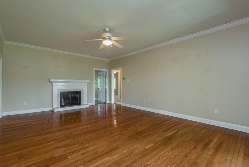 171 Walden Ln, Harriman, TN 37748