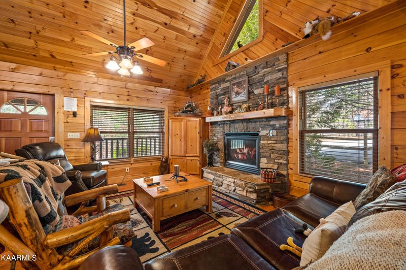 1710 Blue Ridge Rd, Sevierville, TN 37876