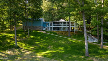 1710 Deerfield Way, Lafollette, TN 37766