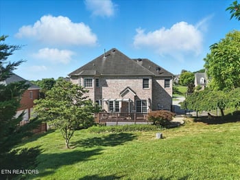 1712 Burnside Dr, Maryville, TN 37801