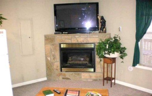 1712 S Arbon Ln, Gatlinburg, TN 37738
