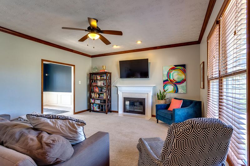 1713 Claire Stevens Cir, Knoxville, TN 37931