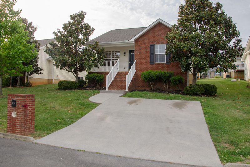 1713 Watauga St, Sevierville, TN 37876
