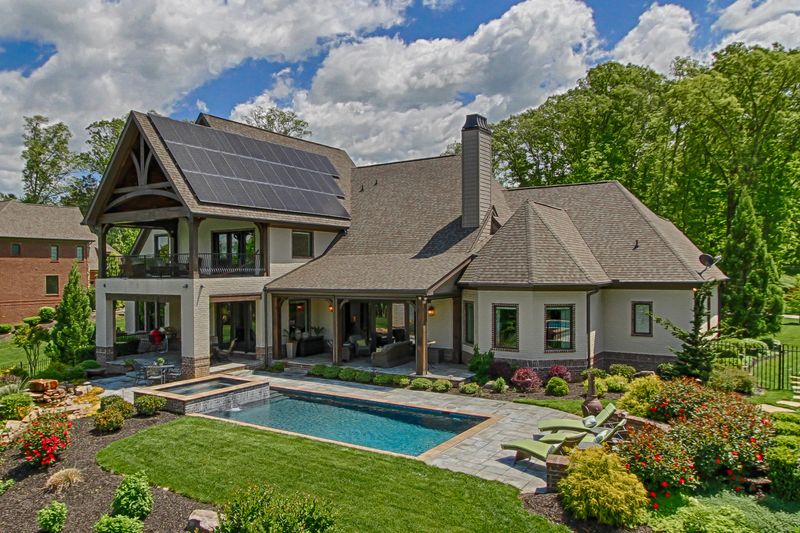 1715 Blue Water Way, Knoxville, TN 37922
