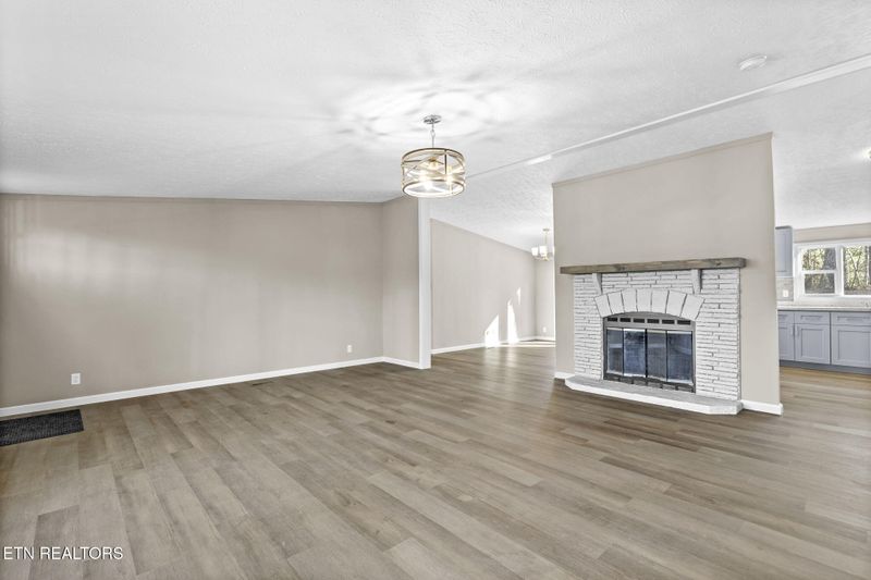 1715 Bourne Way, Sevierville, TN 37876