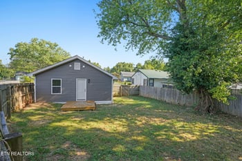 1716 Minnis Ave, Knoxville, TN 37920