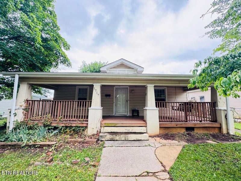 1717 8th Ave, Knoxville, TN 37917
