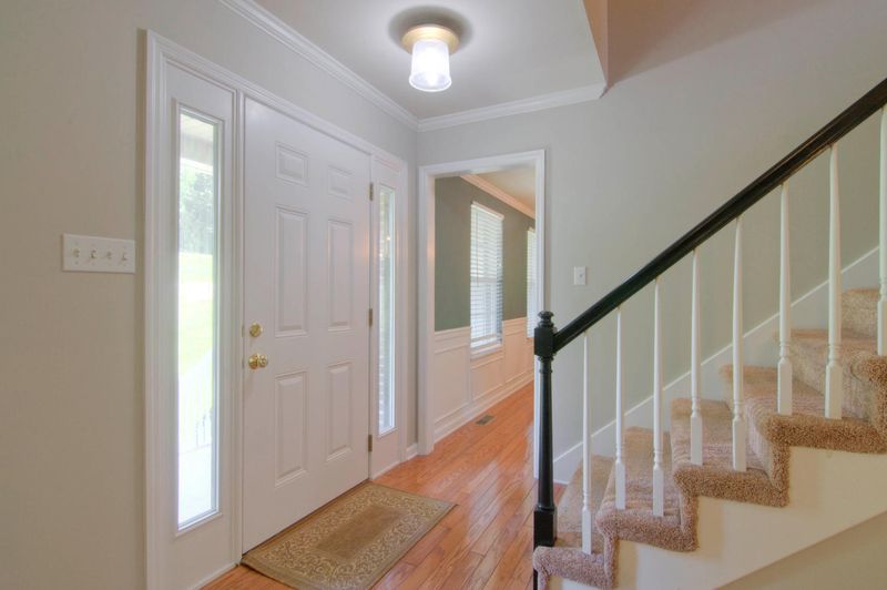 1717 Cliftgate Rd, Knoxville, TN 37909