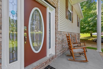 1717 Meadow Ridge Cir, Sevierville, TN 37862