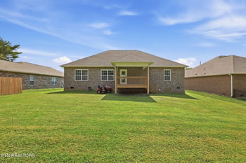 1718 Wilkinson Pike, Maryville, TN 37803